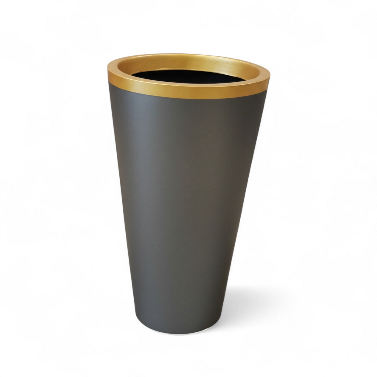 Napa planters by Avantika's Garden
