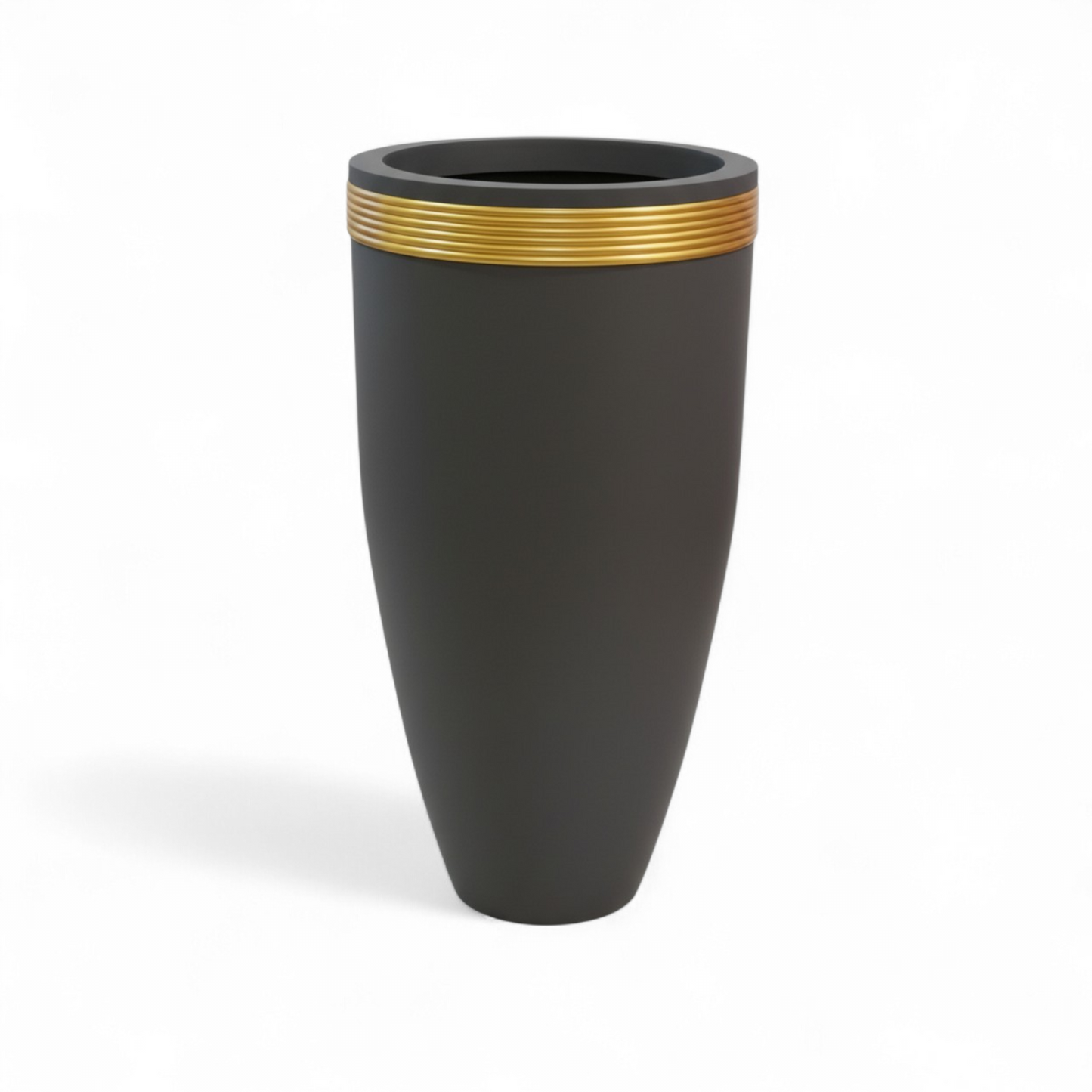 Trophy planters by Avantika's Garden
