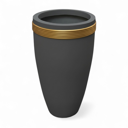 Trophy planters by Avantika's Garden