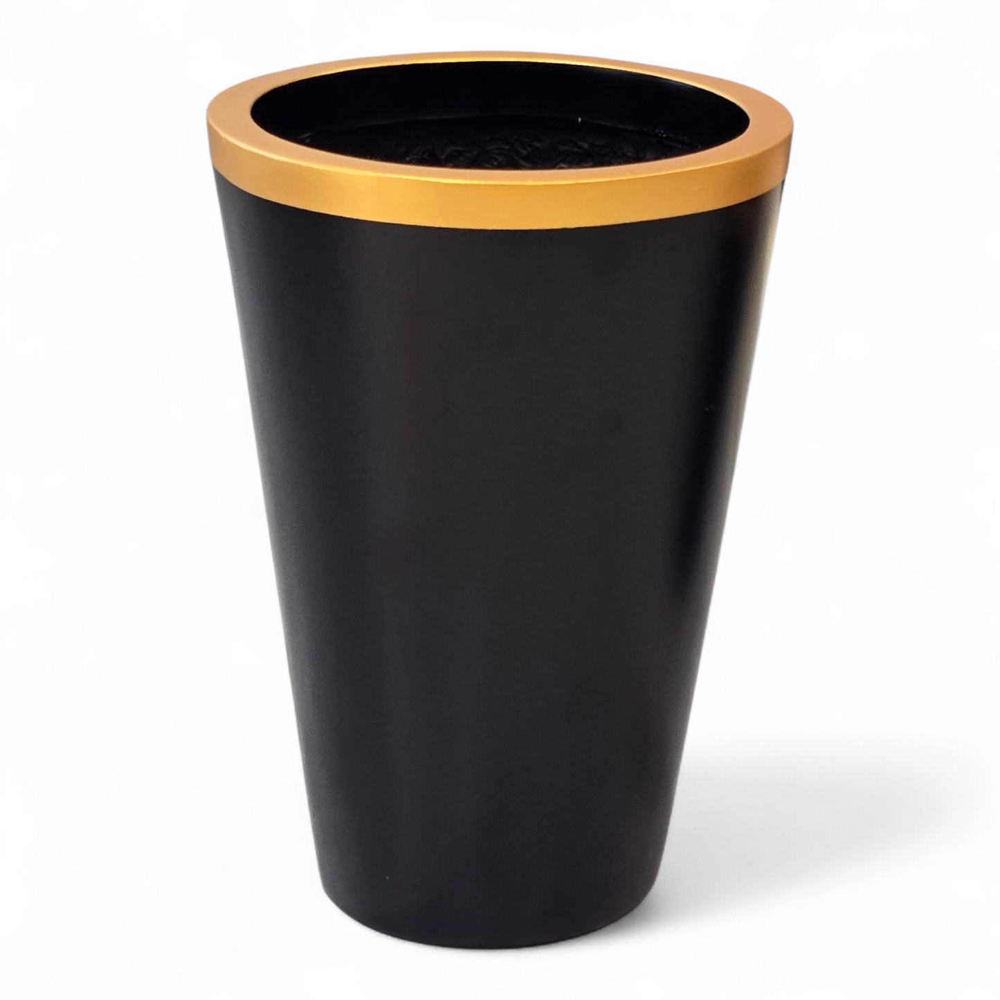 Napa planters by Avantika's Garden