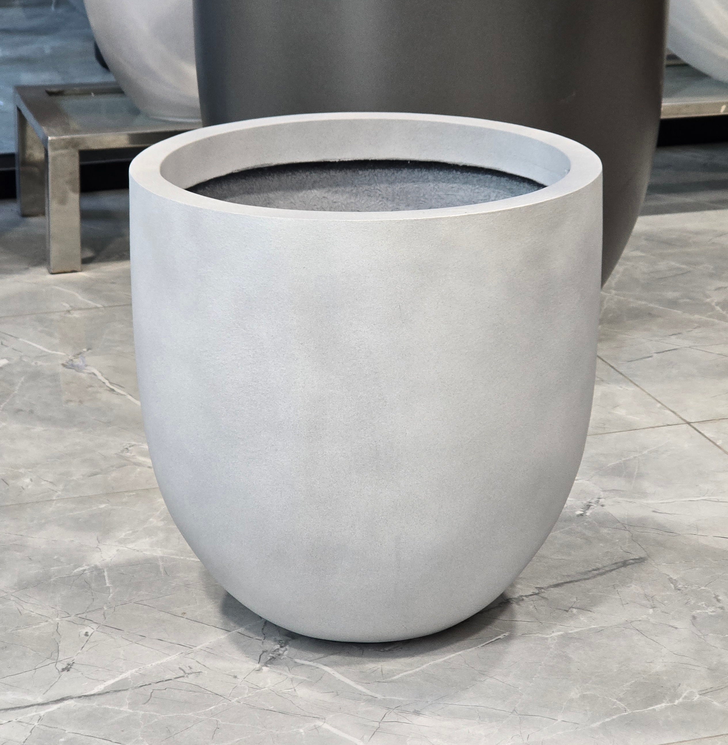 Europa planters by Avantika's Garden
