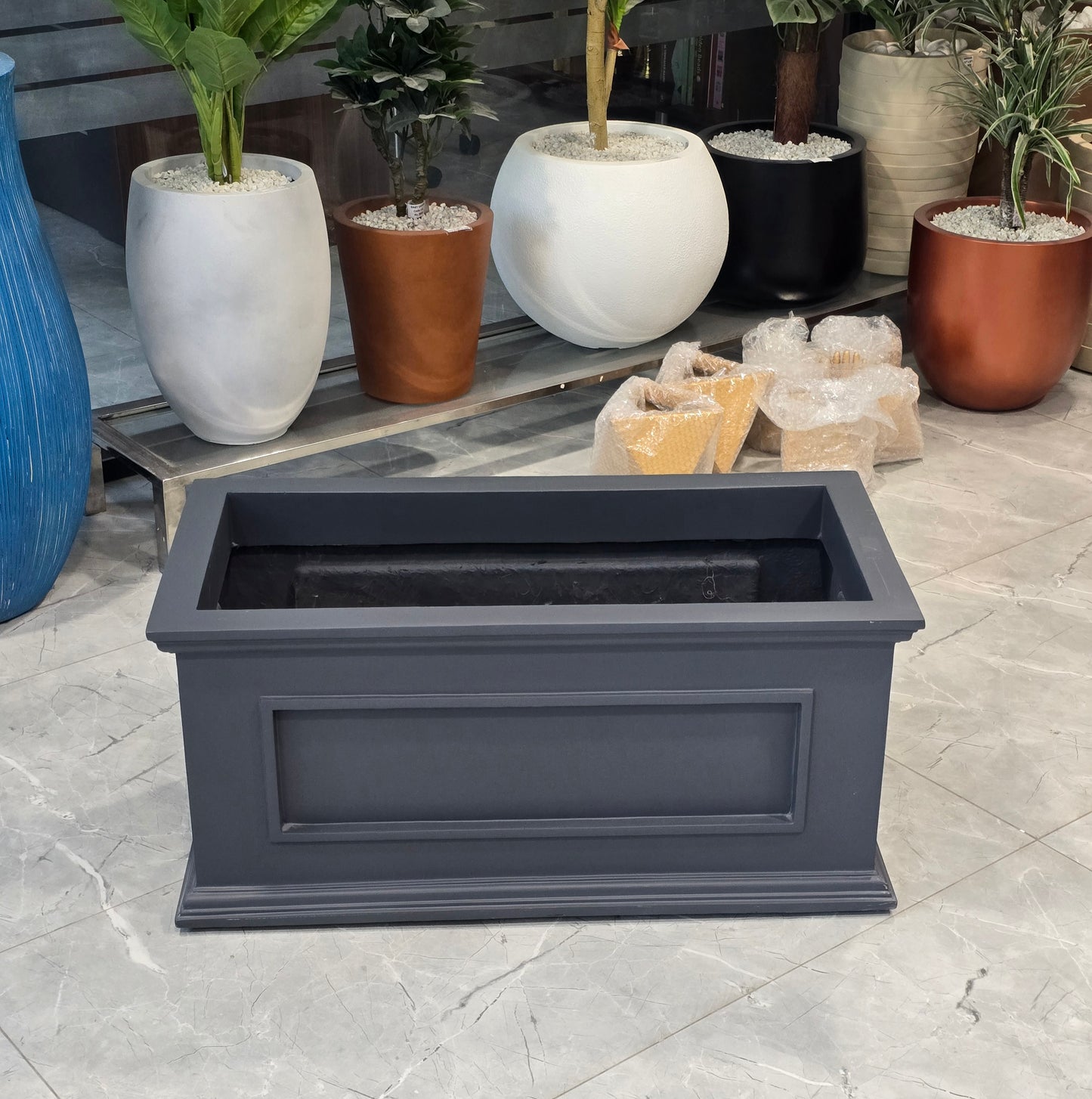 Royal box planter