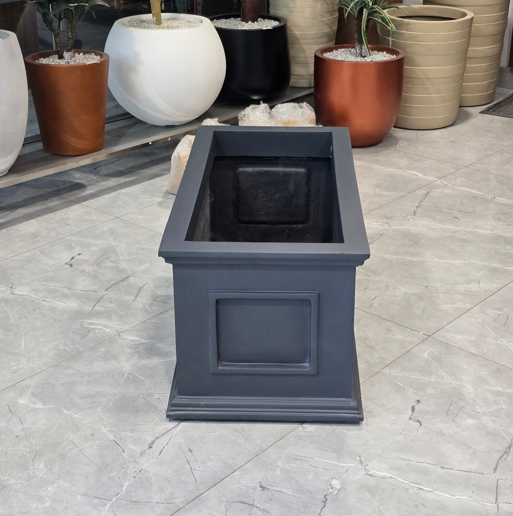 Royal box planter