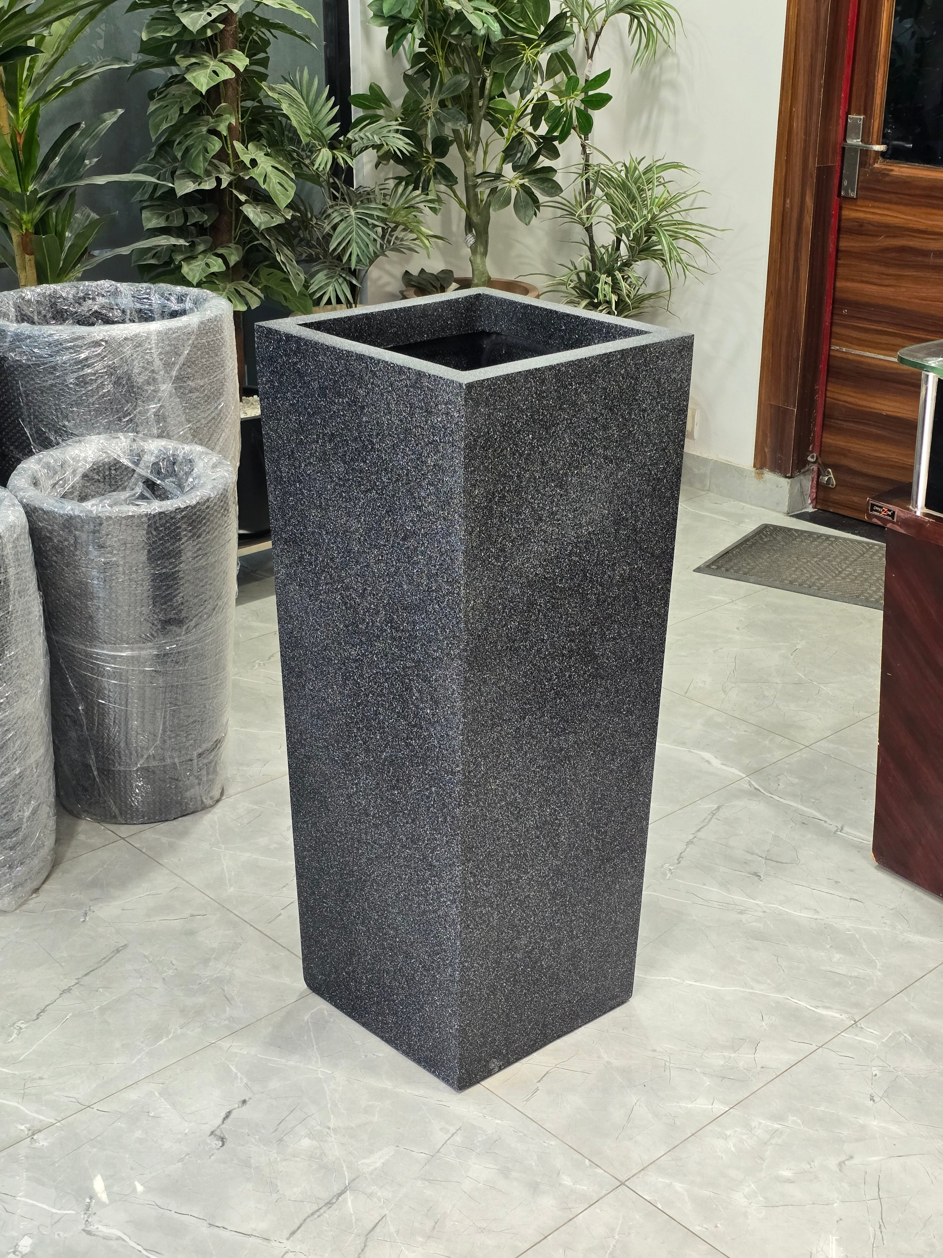 Victory tall planters