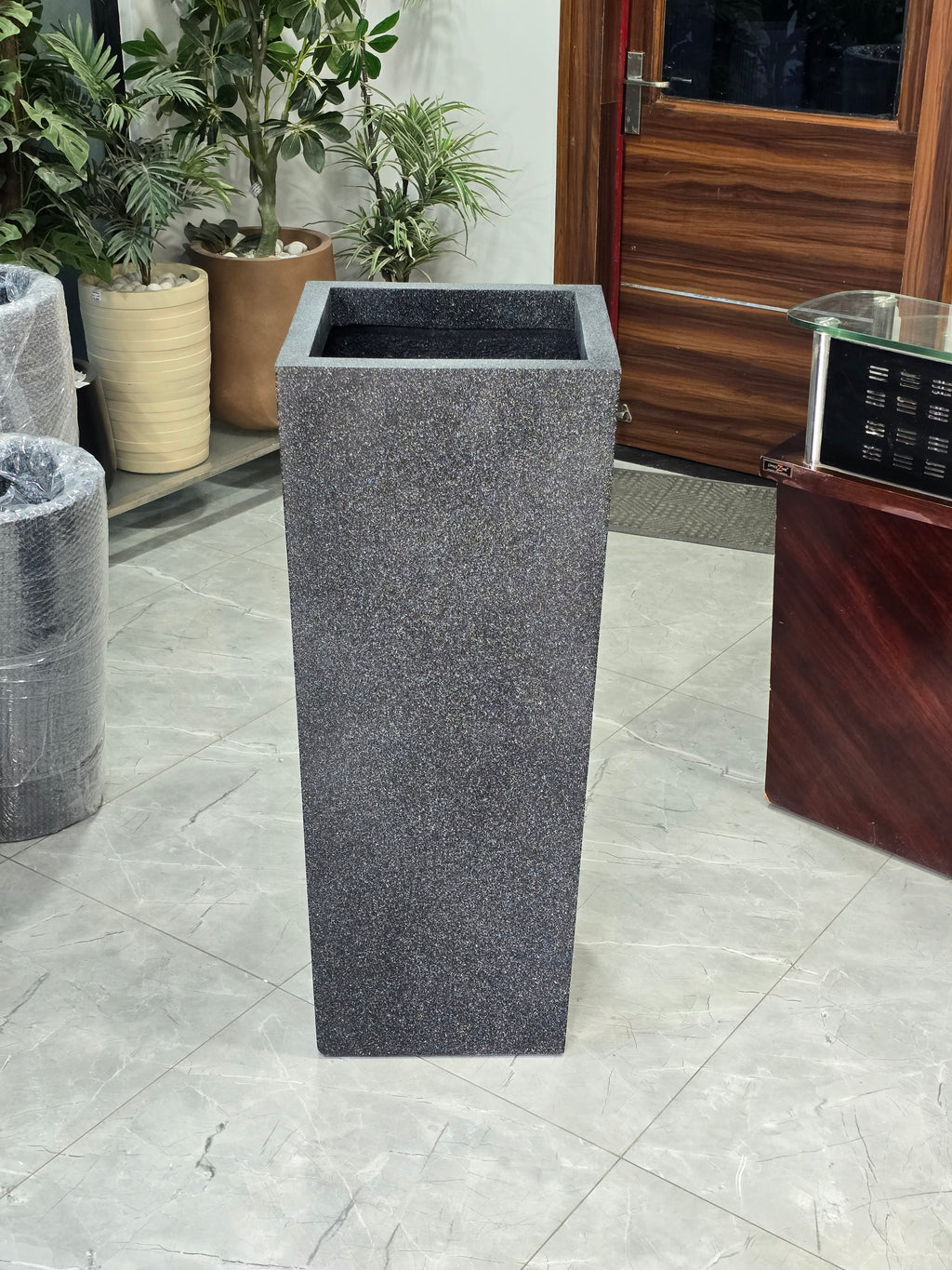 Victory tall planters