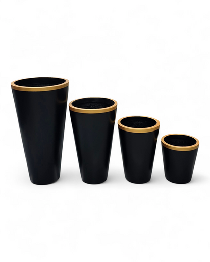 Napa planters by Avantika's Garden